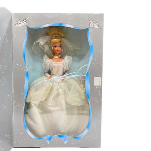 ディズニー シンデレラ バービー人形 1995年
