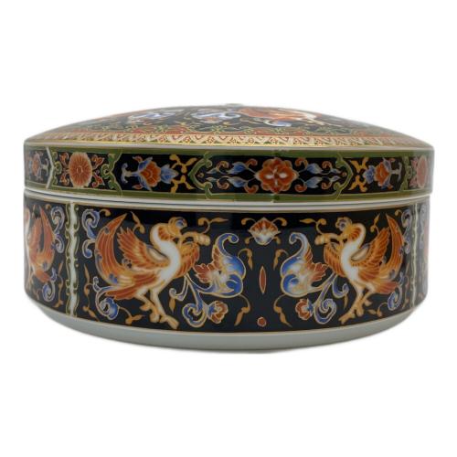 有田焼 (アリタヤキ) 蓋物 綿松梅