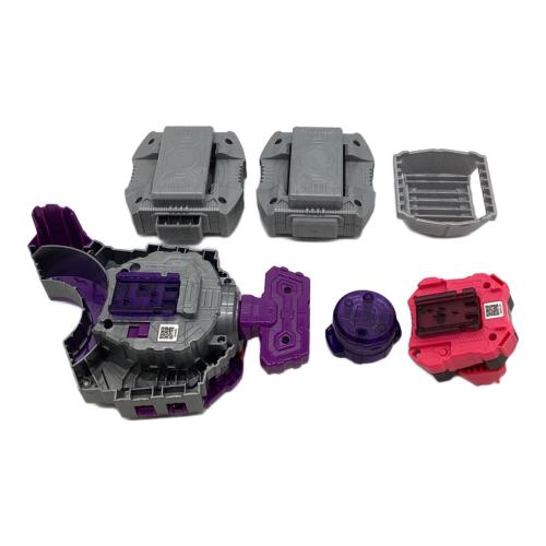 仮面ライダーギーツ (カメンライダーギーツ) 仮面ライダー DXデザイアドライバー＆ゾンビレイズバックル＆レイズバックルホルダー