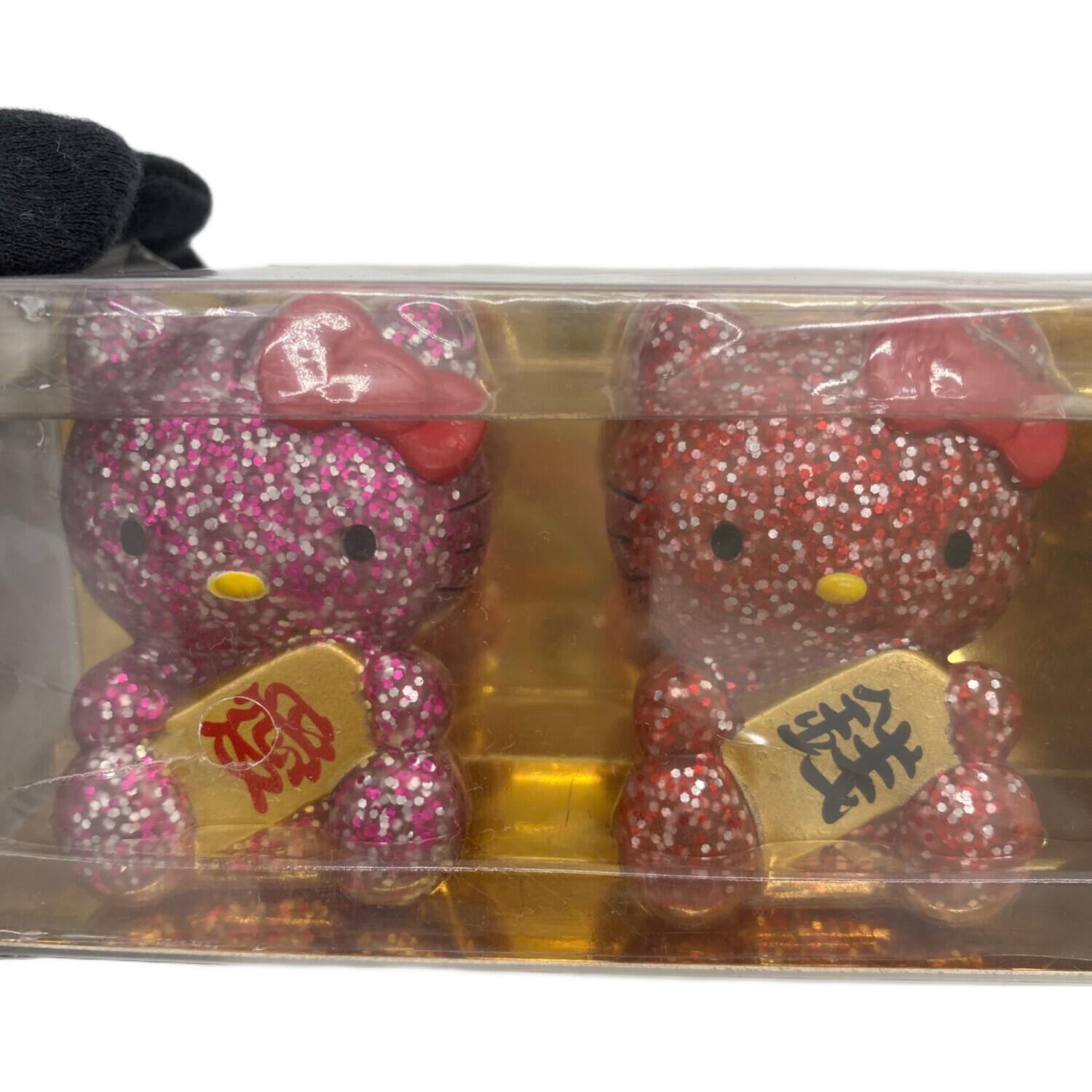 ハローキティ ぬいぐるみ デラックスブラック&シルバードレスドール