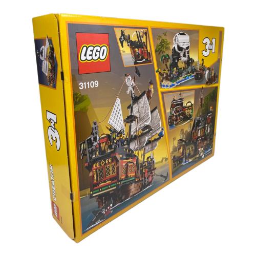 LEGO (レゴ) 男の子おもちゃ 海賊船 LEGO Creator 3 IN 1 31109
