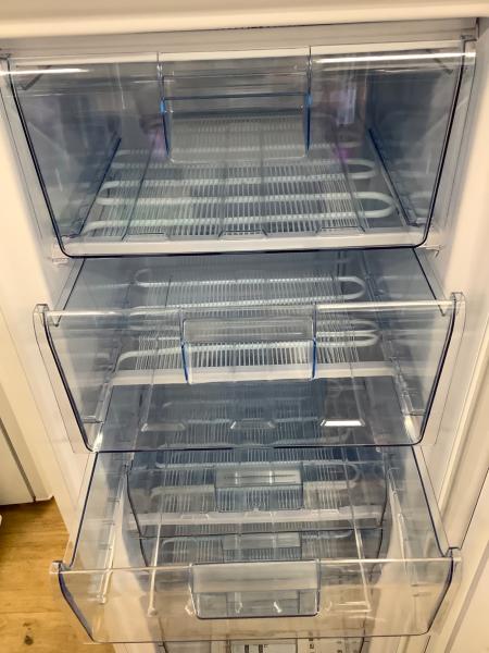 IRIS OHYAMA (アイリスオーヤマ) 1ドア冷凍庫 IUSD-18A-W 2025年製