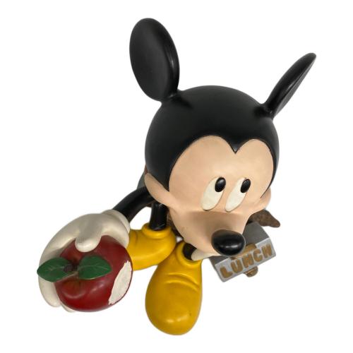 Disney ミッキーマウス 置物 DISNEY (ディズニー) 置物 ミッキーマウス/リンゴ/LUNCH @ Π