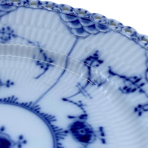 ROYAL COPENHAGEN (ロイヤル・コペンハーゲン) プレート ブルーフルーテッド・フルレース