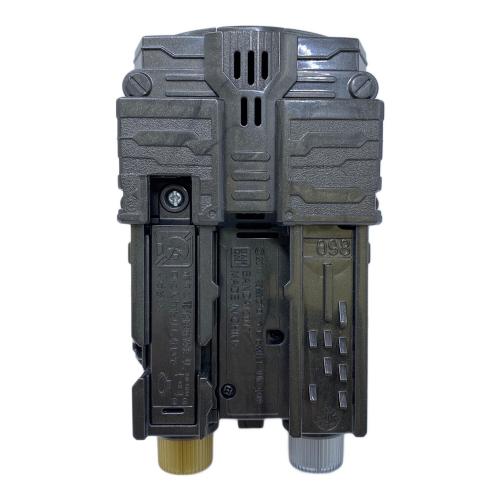 仮面ライダービルド (カメンライダービルド) SUPER BEST DXクローズビルド缶 仮面ライダー