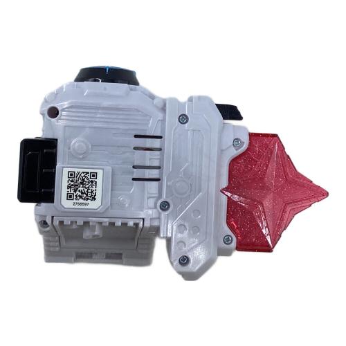 仮面ラーダーアウトサイダーズ DXハイパー不滅ガシャット＆マキシマムゾンビガシャット 仮面ライダー