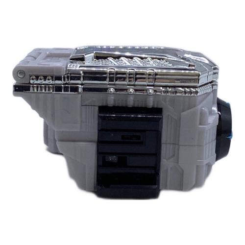 仮面ラーダーアウトサイダーズ DXハイパー不滅ガシャット＆マキシマムゾンビガシャット 仮面ライダー