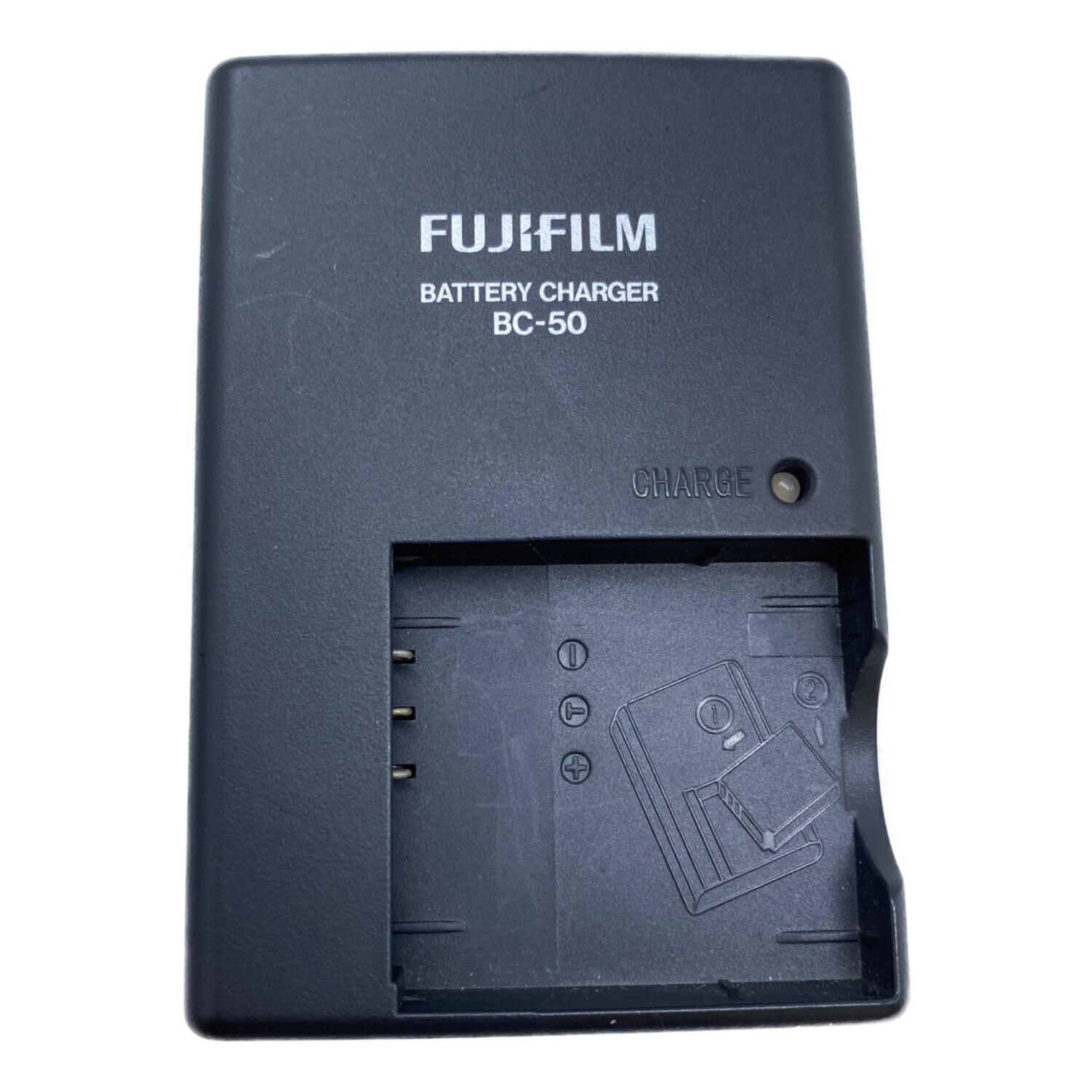 【トレファクマーケット久喜店】FUJIFILM　コンパクトデジタルカメラ FUJIFILM (フジフィルム) コンパクトデジタルカメラ F50fd｜トレファク