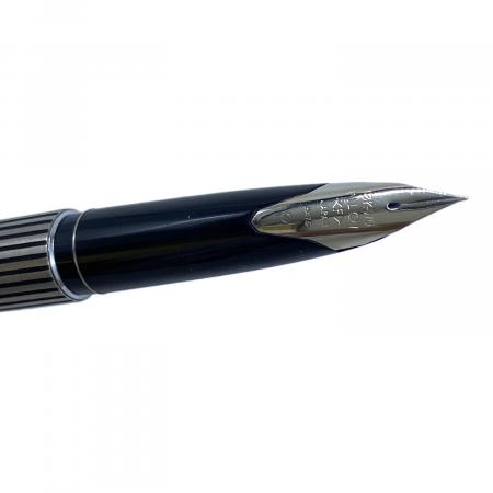 pilotの万年筆、F H576 PILOT (パイロット) 万年筆 H476 シルバー