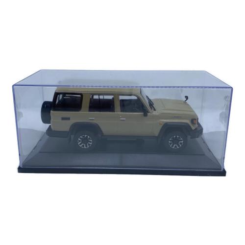 ランドクルーザー 70 ミニカー 1/30スケール ダイキャストカー カーキ
