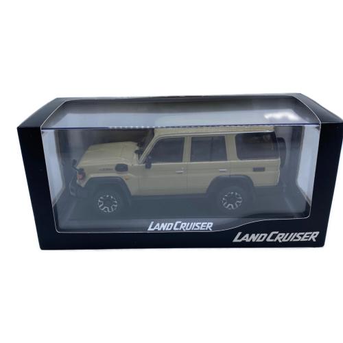 ランドクルーザー 70 ミニカー 1/30スケール ダイキャストカー カーキ