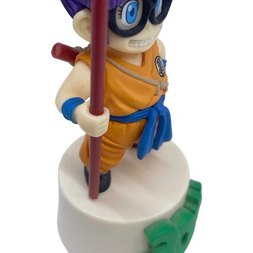 ﾄﾞﾗｺﾞﾝﾎﾞｰﾙ 一番くじ 30th F賞 ｹﾞｽﾄﾌｨｷﾞｭｱ ｱﾗﾚちゃん