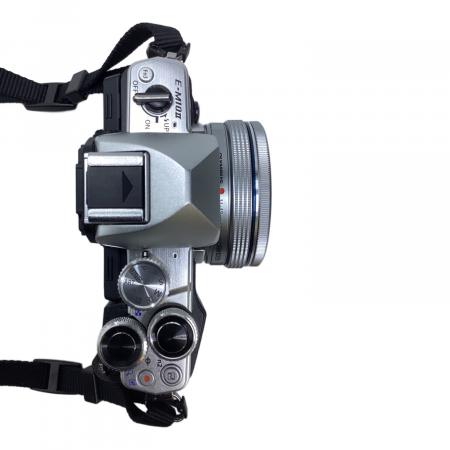 OLYMPUS オリンパス カメラ E-M10MarkⅡ ボディ 訳ありジャンク OLYMPUS (オリンパス) デジタル一眼レフカメラ E-M10MarkⅡ