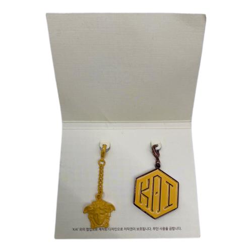 VERSACE (ヴェルサーチ) チャーム 非売品