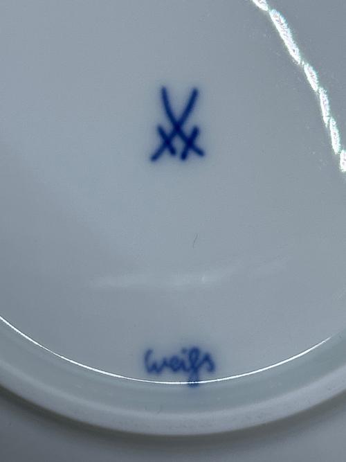 Meissen (マイセン) カップ&ソーサー カップ裏面スレ有 波の戯れホワイト