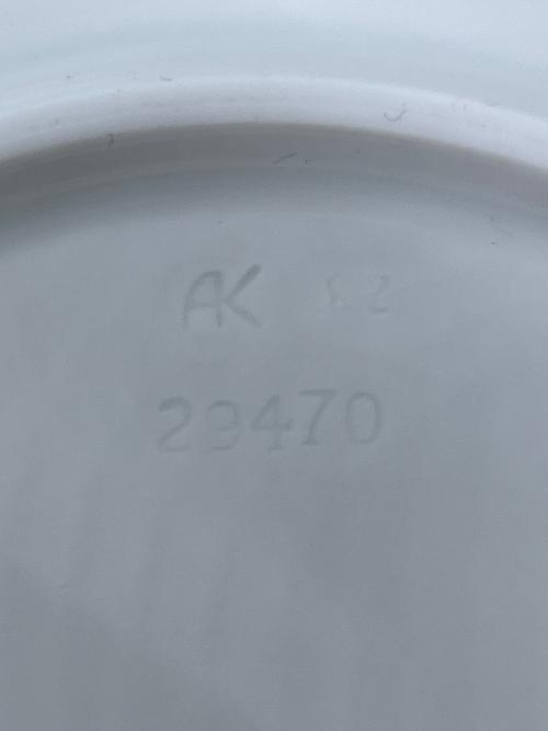 Meissen (マイセン) カップ&ソーサー カップ裏面スレ有 波の戯れホワイト
