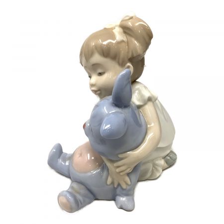 NAO (ナオ) 陶器人形 ウサギ抱く少女