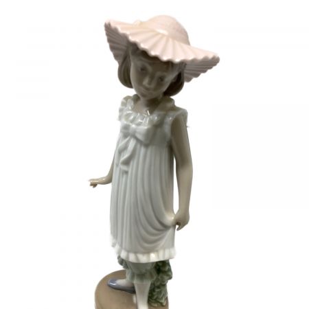 NAO (ナオ) 陶器人形 ※パラソル分離 パラソルの少女