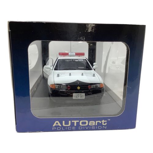 AUTOart (オートアート) ダイキャストカー ポリスカー 神奈川県警 1/18 日産 スカイライン GTR R32｜トレファクONLINE