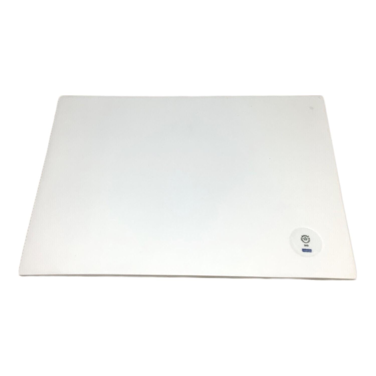 ロイヤルコペンハーゲン ホワイトエレメンツ サービングボード