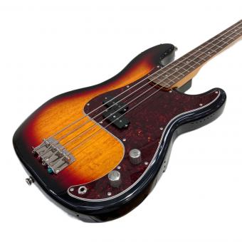 Squier by FENDER (スクワイア バイ フェンダー) エレキベース @ 動作確認済み ICSK24017326