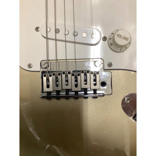 Squier by FENDER (スクワイア) Standard Stratocaster Shoreline Gold ストラトキャスター エレキギター 2001年製 @