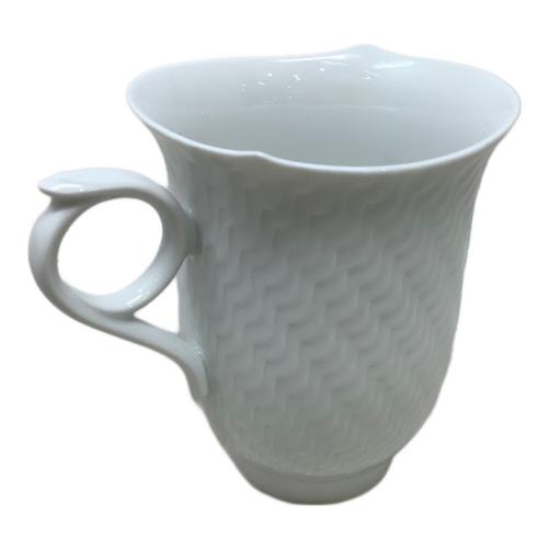 Meissen (マイセン) カップ&ソーサー 波の戯れホワイト