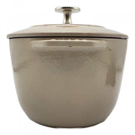 Staub LA COCOTTE 鍋 16cm ベージュ｜トレファクONLINE