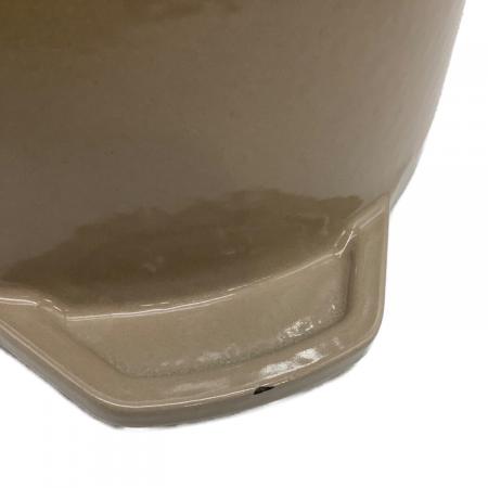 Staub LA COCOTTE 鍋 16cm ベージュ｜トレファクONLINE