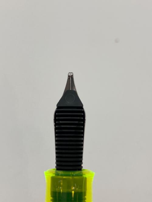 Pelikan (ペリカン) 万年筆 Classic M205 Duo NEON