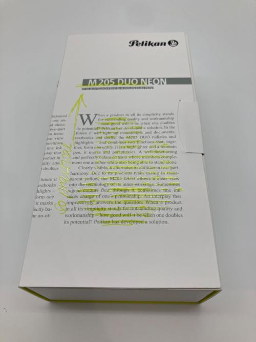 Pelikan (ペリカン) 万年筆 Classic M205 Duo NEON