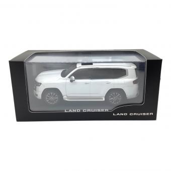 TOYOTA LAND CRUSER ダイキャストカー