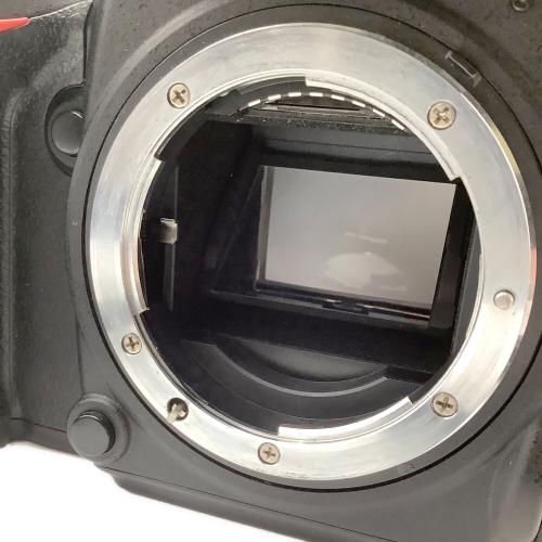Nikon (ニコン) デジタル一眼レフカメラ D600｜トレファクONLINE