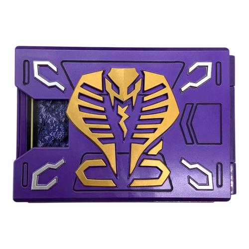 仮面ライダー龍騎 (カメンライダーリュウキ) CSM Vバックル ベルト 仮面ライダー
