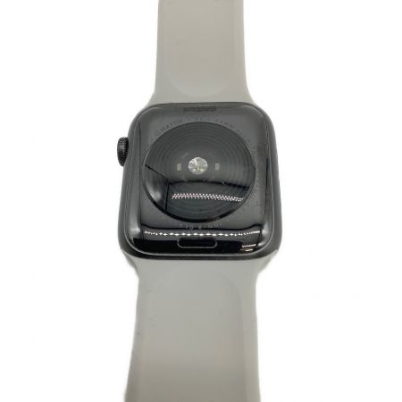 Apple (アップル) Apple Watch SE 本体のみ MYE32J/A GPSモデル ケースサイズ:44㎜ 〇 バッテリー:Aランク(90%) 程度:Bランク G99FXAKQ07Y