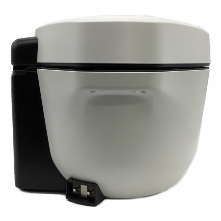 SHARP (シャープ) 水なし自動調理鍋 KN-HW24G-W 2022年製