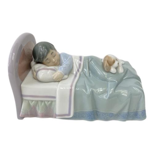 LLADRO (リヤドロ) フィギュリン 6541 僕とおねんね