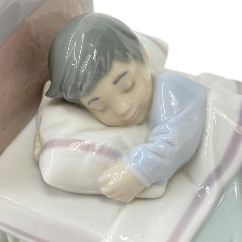 LLADRO (リヤドロ) フィギュリン 6541 僕とおねんね