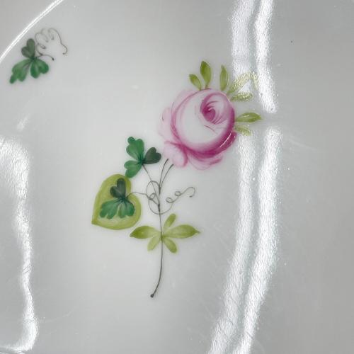 Herend (ヘレンド) クレセントディッシュ ウィーンのバラ