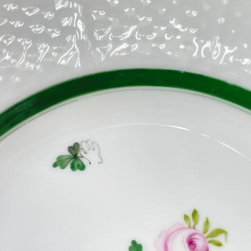 Herend (ヘレンド) クレセントディッシュ ウィーンのバラ