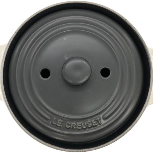 LE CREUSET ラウンドココット 18cm　フリント LE CREUSET (ルクルーゼ) ココット・エブリィ 18 18cm フリント