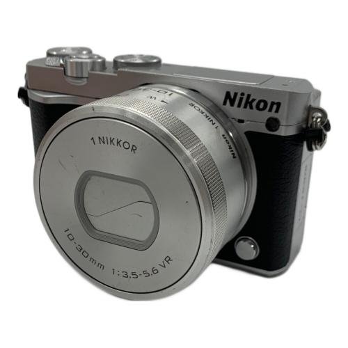 Nikon (ニコン) ミラーレス一眼カメラ 1 J5