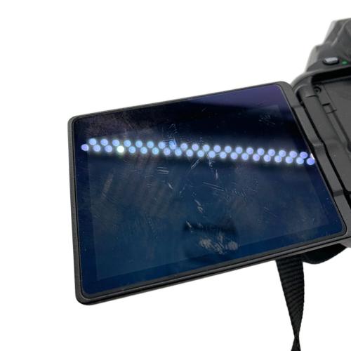 Nikon (ニコン) デジタル一眼レフカメラ キズ有 D5600 2478万画素(総画素) 2416万画素(有効画素) APS-C 専用電池 2023753