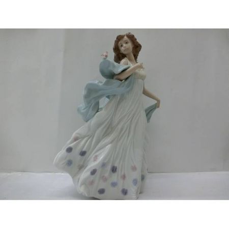 LLADRO フィギュリン 夏のセレナーデ｜トレファクONLINE