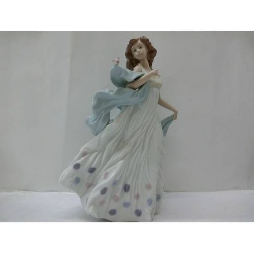 LLADRO フィギュリン　夏のセレナーデ