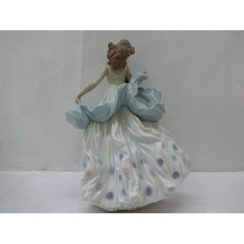 LLADRO フィギュリン　夏のセレナーデ