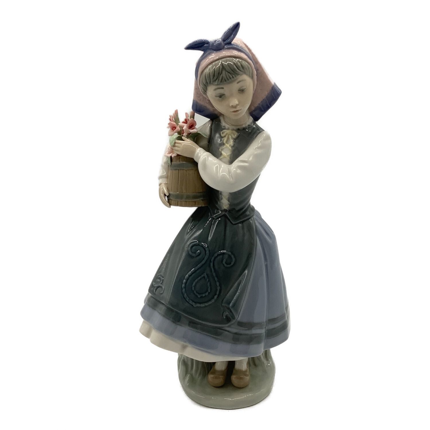 Lladro リヤドロ フィギュリン 花を持つ少女 トレファクonline