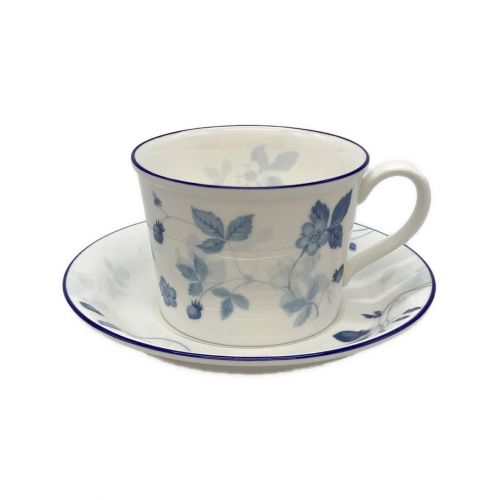 Wedgwood (ウェッジウッド) カップ&ソーサー ストロベリーブルー