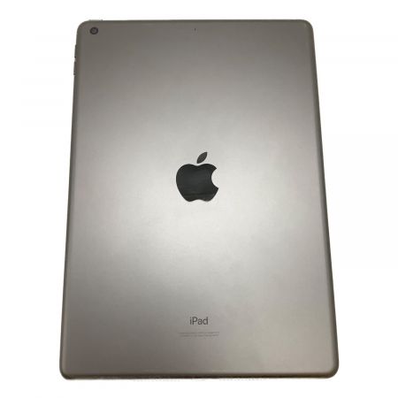 Apple (アップル) iPad(第8世代) 10.2インチ 2020年秋モデル 32GB Wi-Fiモデル iOS MYL92J/A サインアウト確認済 DMPD3819Q1GC