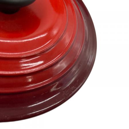 ル・クルーゼ(Le Creuset) ココット・エブリィ 18 チェリーレッド ココット・エブリィ 18 チェリーレッド (シルバーツマミ